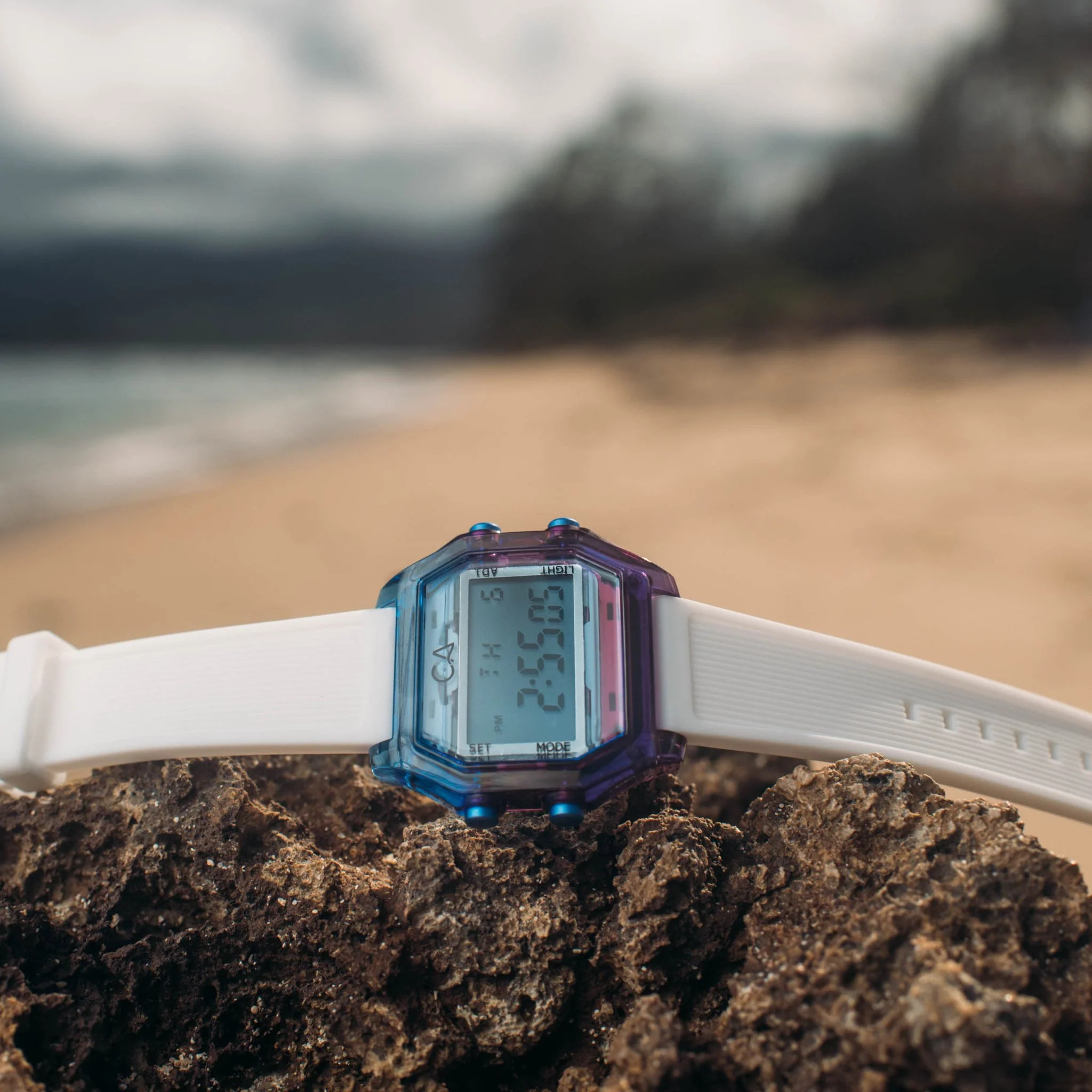 27-california-watch-co.-venice-beach-digital-deep-ocean-white-2.webp California Watch Co. Venice Beach Digital Deep Ocean White