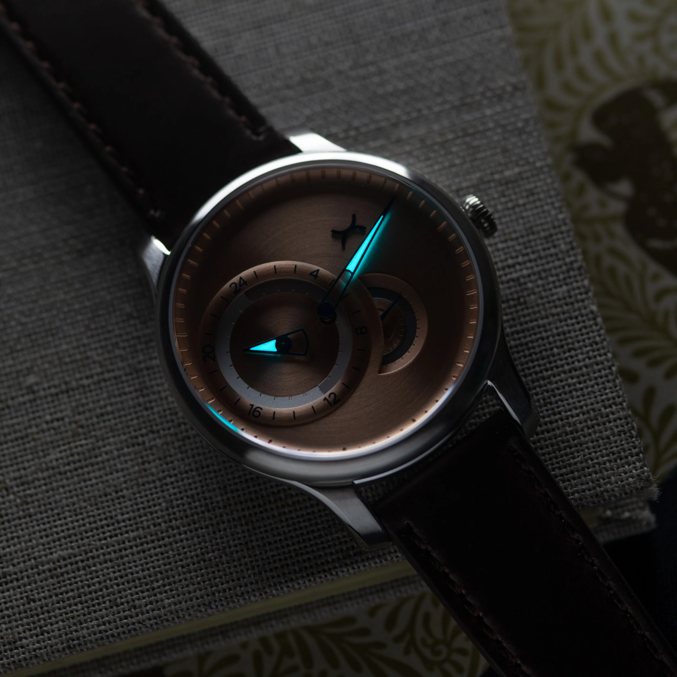 Xeric Regulator Automatic Salmon