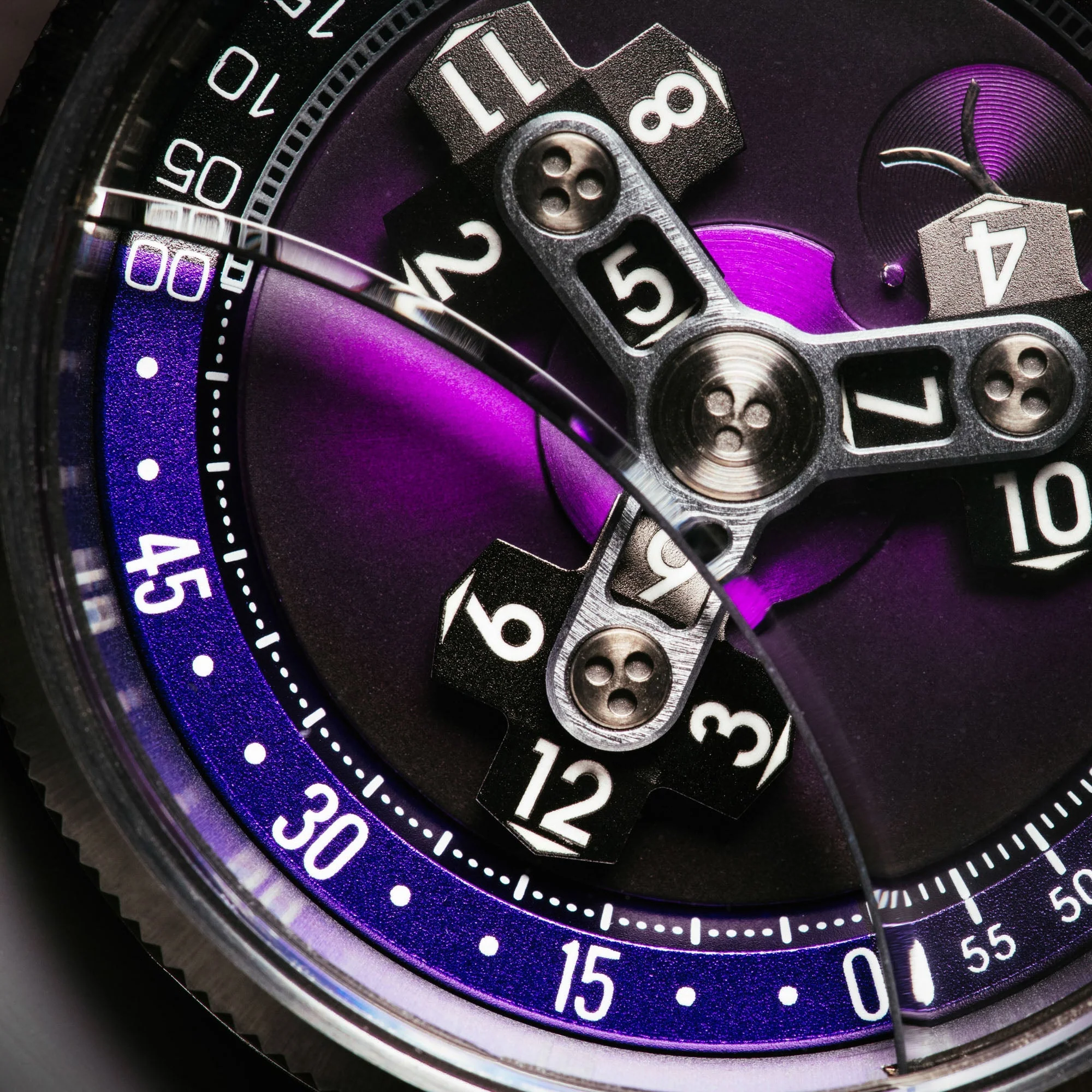 2748-xeric-vendetta-ii-automatic-wandering-hour-gunmetal-purple-10.webp Xeric Vendetta II Automatic Wandering Hour Gunmetal Purple