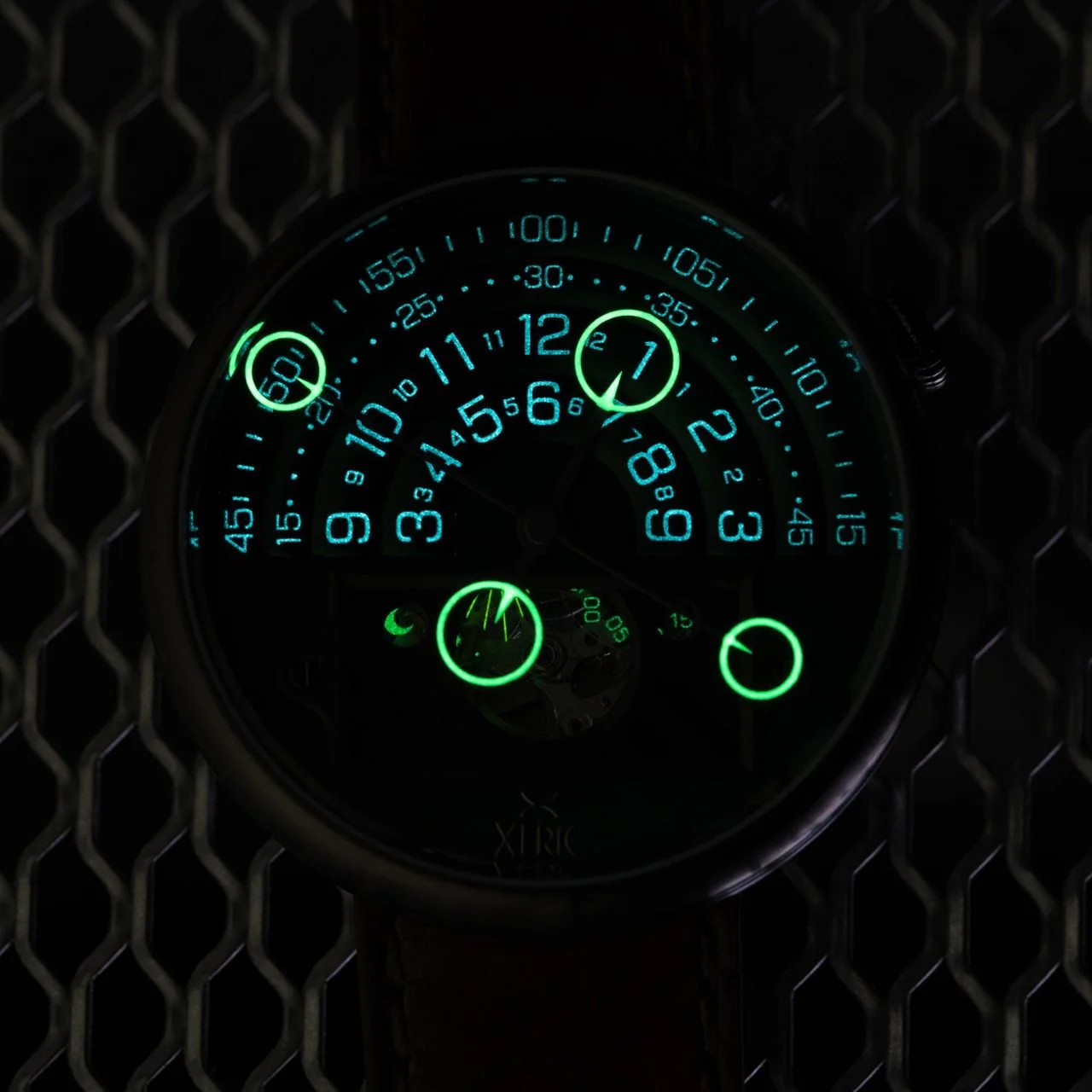 2749-xeric-halograph-ii-automatic-green-brown-limited-edition-2.webp Xeric Halograph II Automatic Green Brown Limited Edition