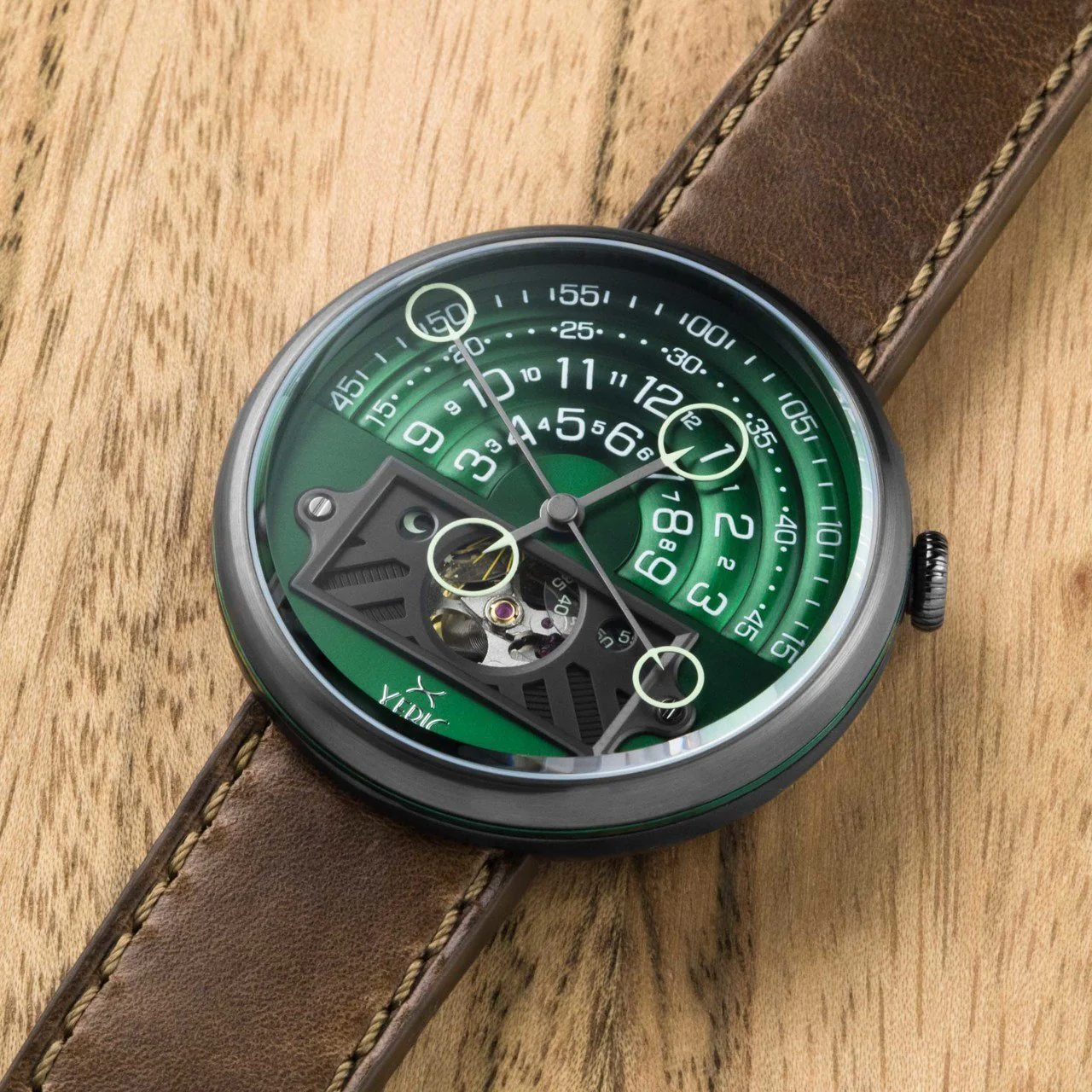 2749-xeric-halograph-ii-automatic-green-brown-limited-edition-6.webp Xeric Halograph II Automatic Green Brown Limited Edition