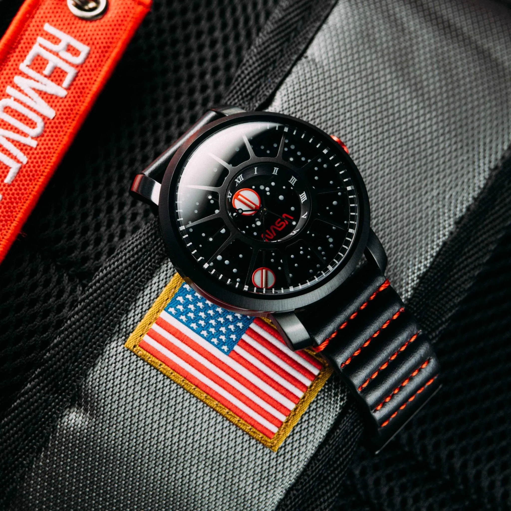 2770-xeric-nasa-trappist-1-automatic-black-hole-limited-edition-6.webp Xeric NASA Trappist-1 Automatic Black Hole Limited Edition