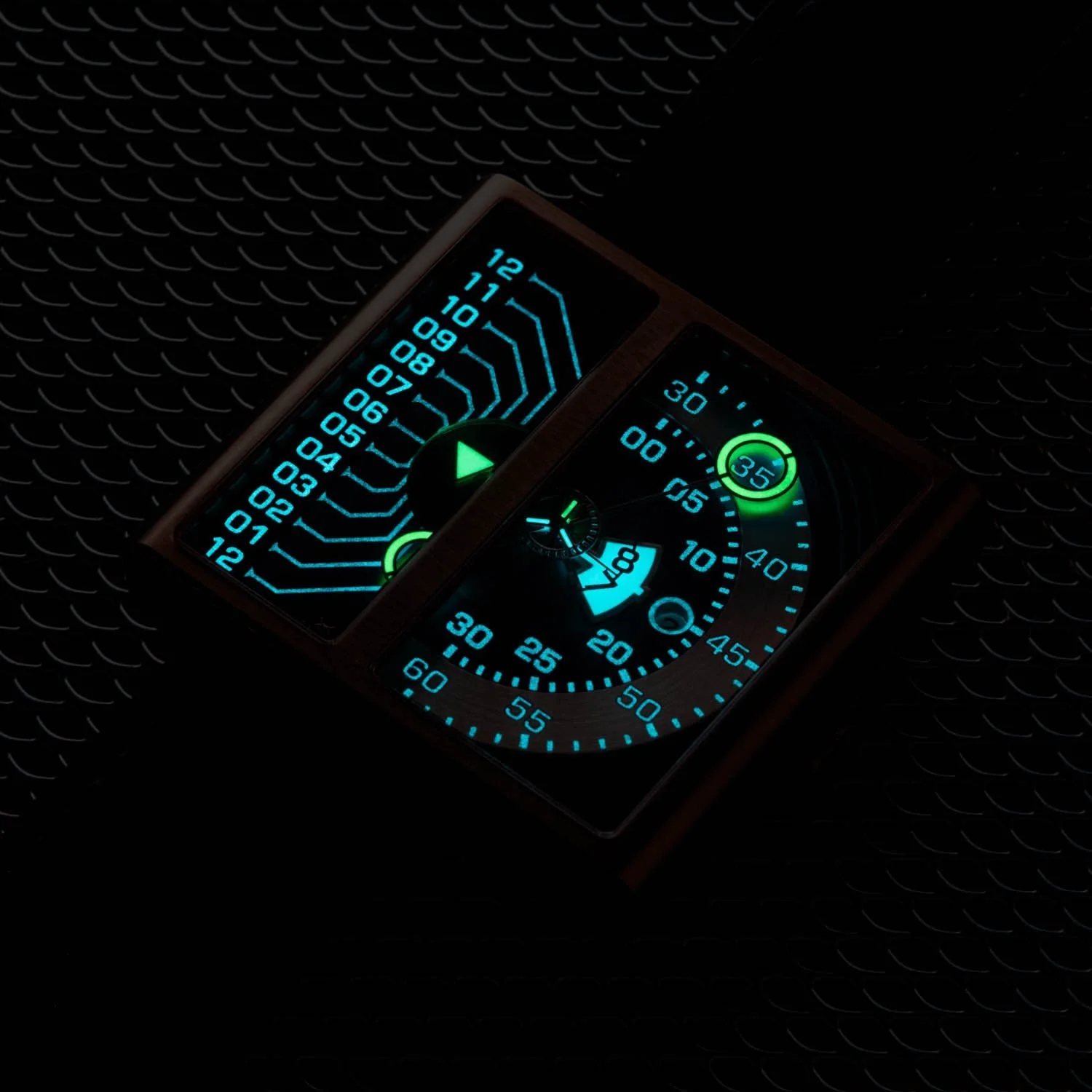 2771-xeric-soloscope-ii-automatic-copper-black-limited-edition-7.webp Xeric Soloscope II Automatic Copper Black Limited Edition