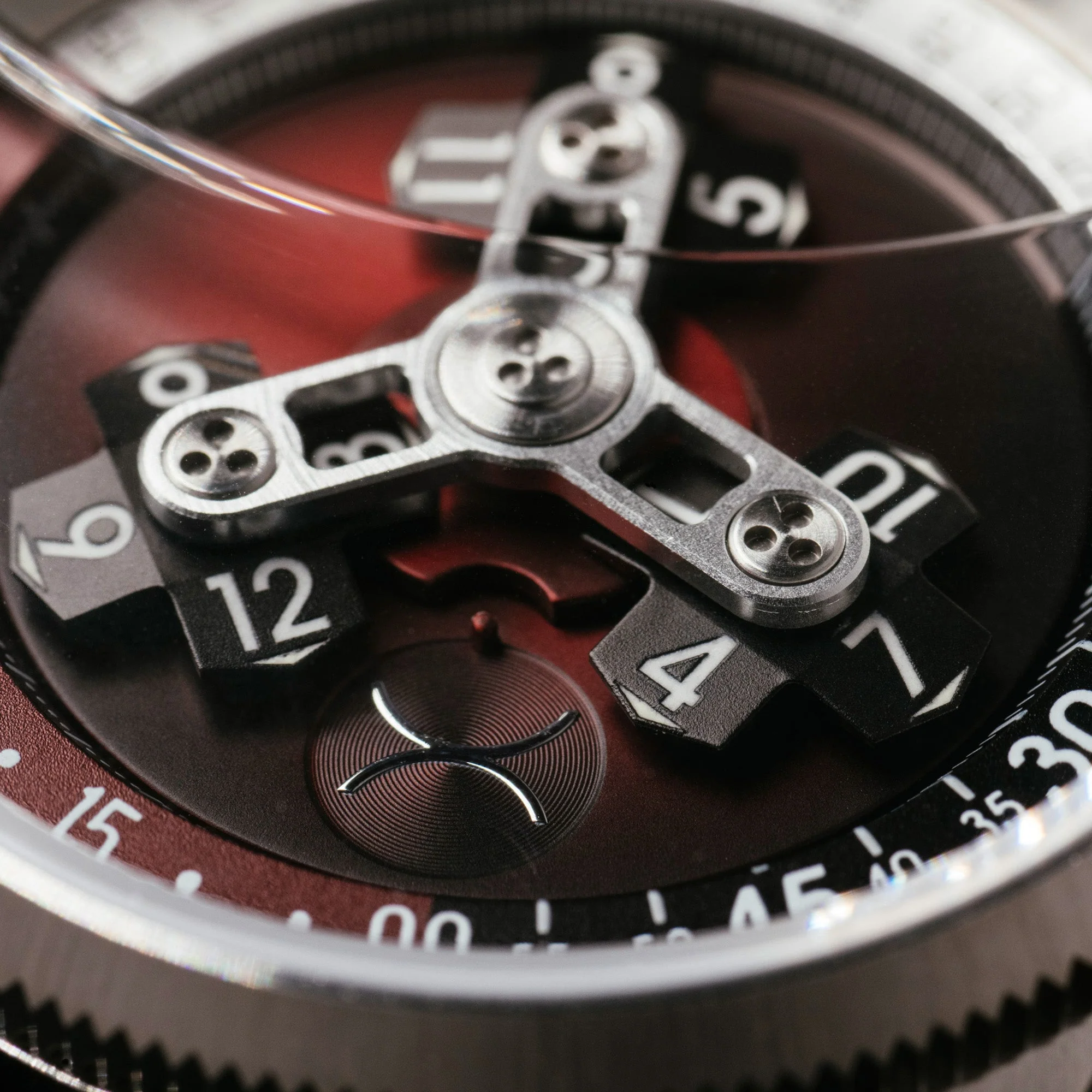 2789-xeric-vendetta-ii-automatic-wandering-hour-oxblood-black-11.webp Xeric Vendetta II Automatic Wandering Hour Oxblood Black