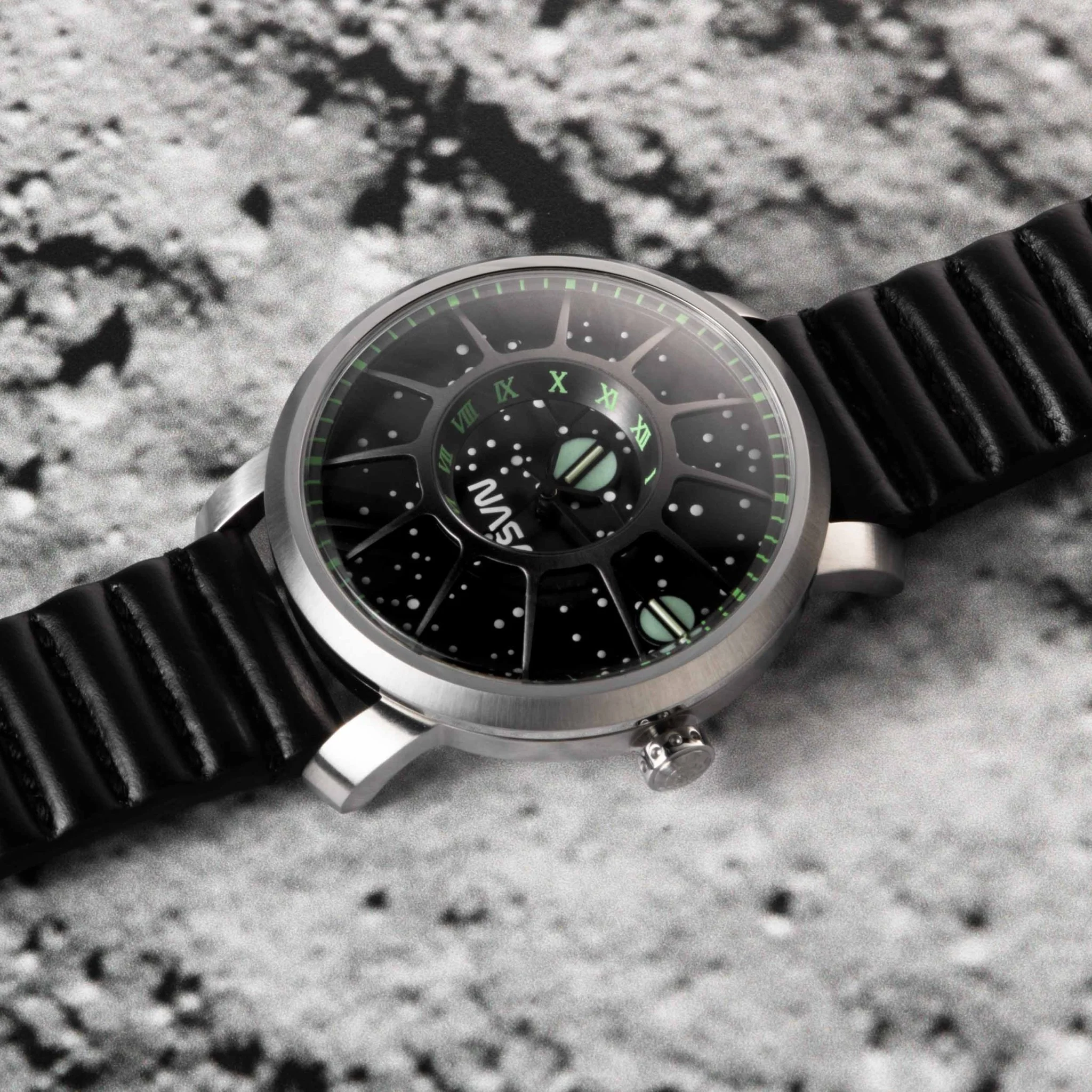 2806-xeric-nasa-trappist-1-automatic-command-module-limited-edition-3.webp Xeric NASA Trappist-1 Automatic Command Module Limited Edition