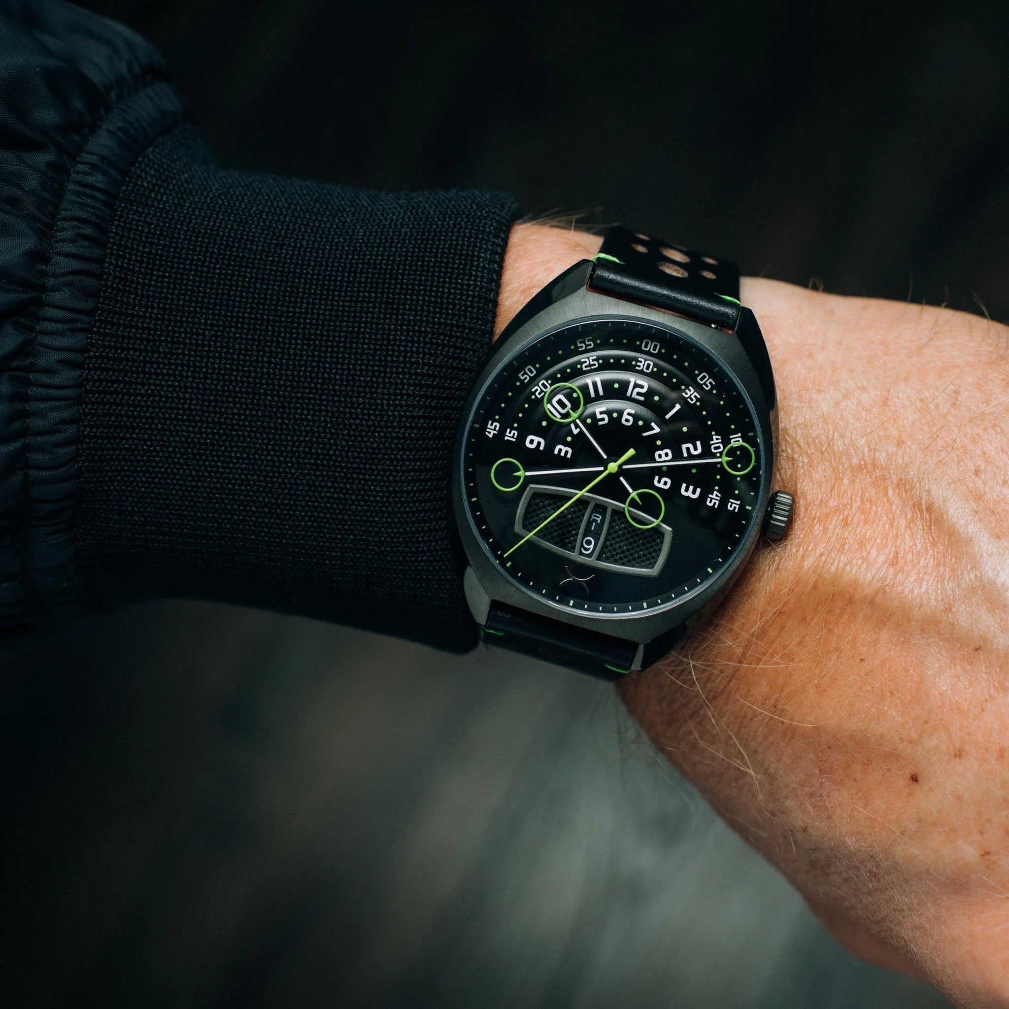 2814-xeric-halograph-iii-automatic-gunmetal-lime-2.webp Xeric Halograph III Automatic Gunmetal Lime