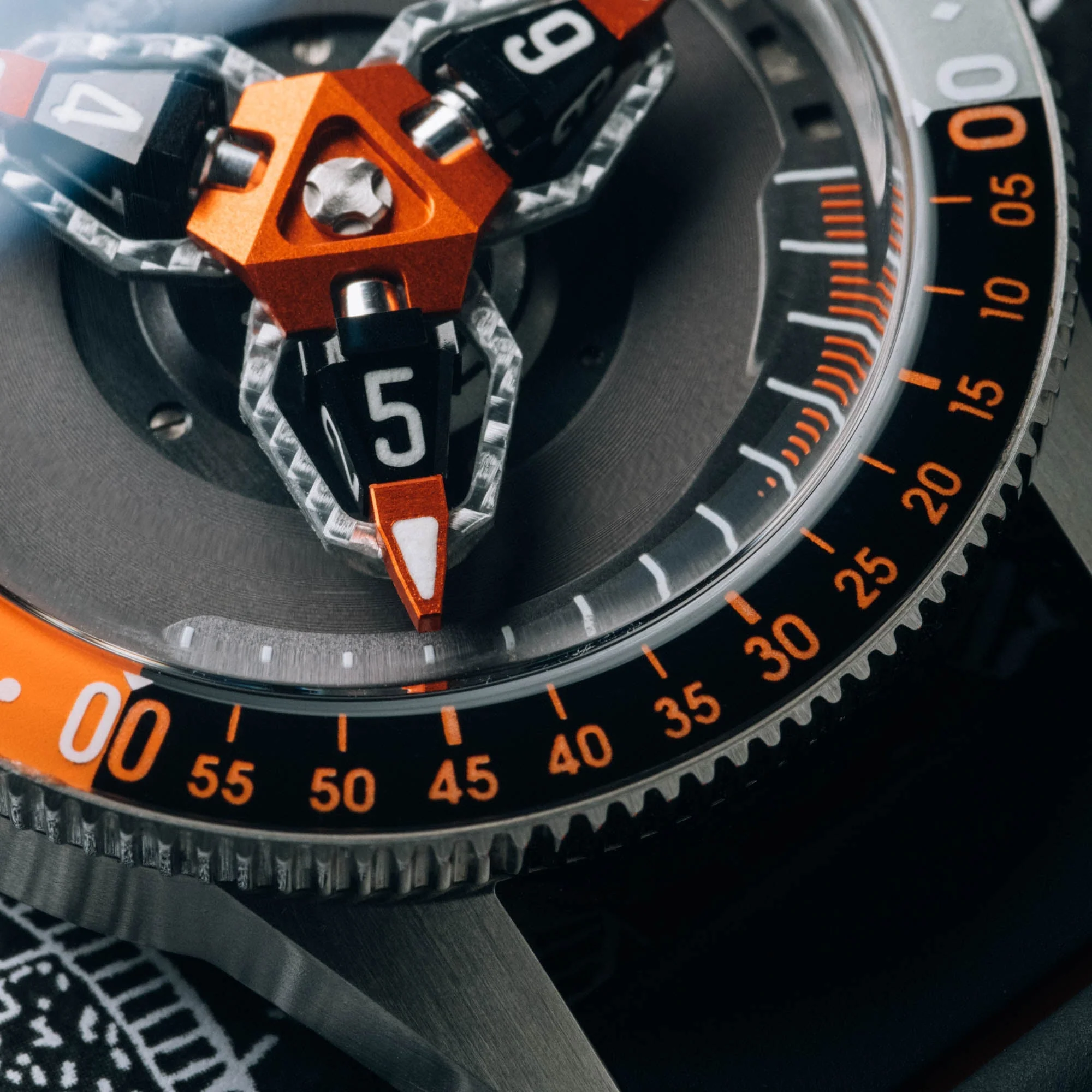 3012-xeric-nasa-artemis-tumbler-automatic-afterburn-limited-edition-7.webp Xeric NASA Artemis Tumbler Automatic Afterburn Limited Edition