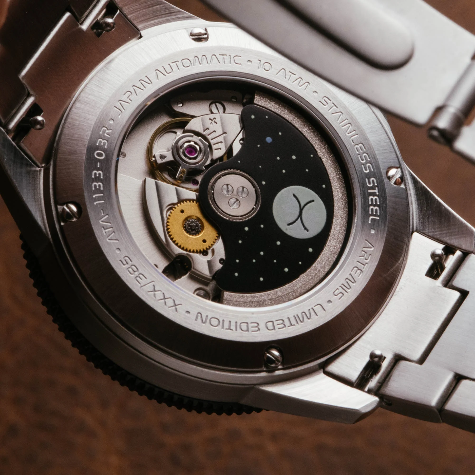 3012-xeric-nasa-artemis-tumbler-automatic-afterburn-limited-edition-9.webp Xeric NASA Artemis Tumbler Automatic Afterburn Limited Edition