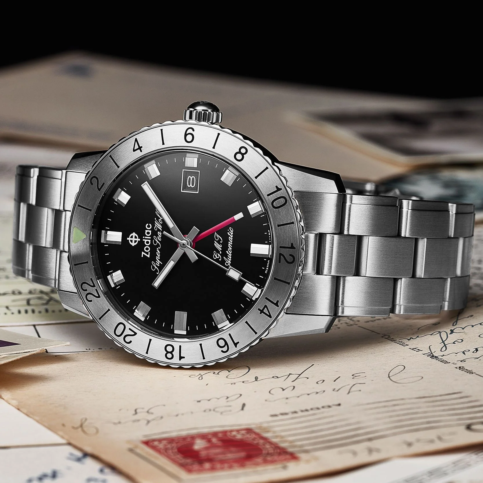 3015-zodiac-zo9405-super-sea-wolf-gmt-automatic-silver-black-2.webp Zodiac ZO9405 Super Sea Wolf GMT Automatic Silver Black