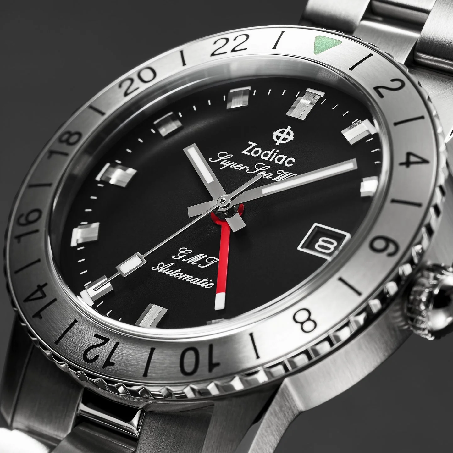 3015-zodiac-zo9405-super-sea-wolf-gmt-automatic-silver-black-8.webp Zodiac ZO9405 Super Sea Wolf GMT Automatic Silver Black