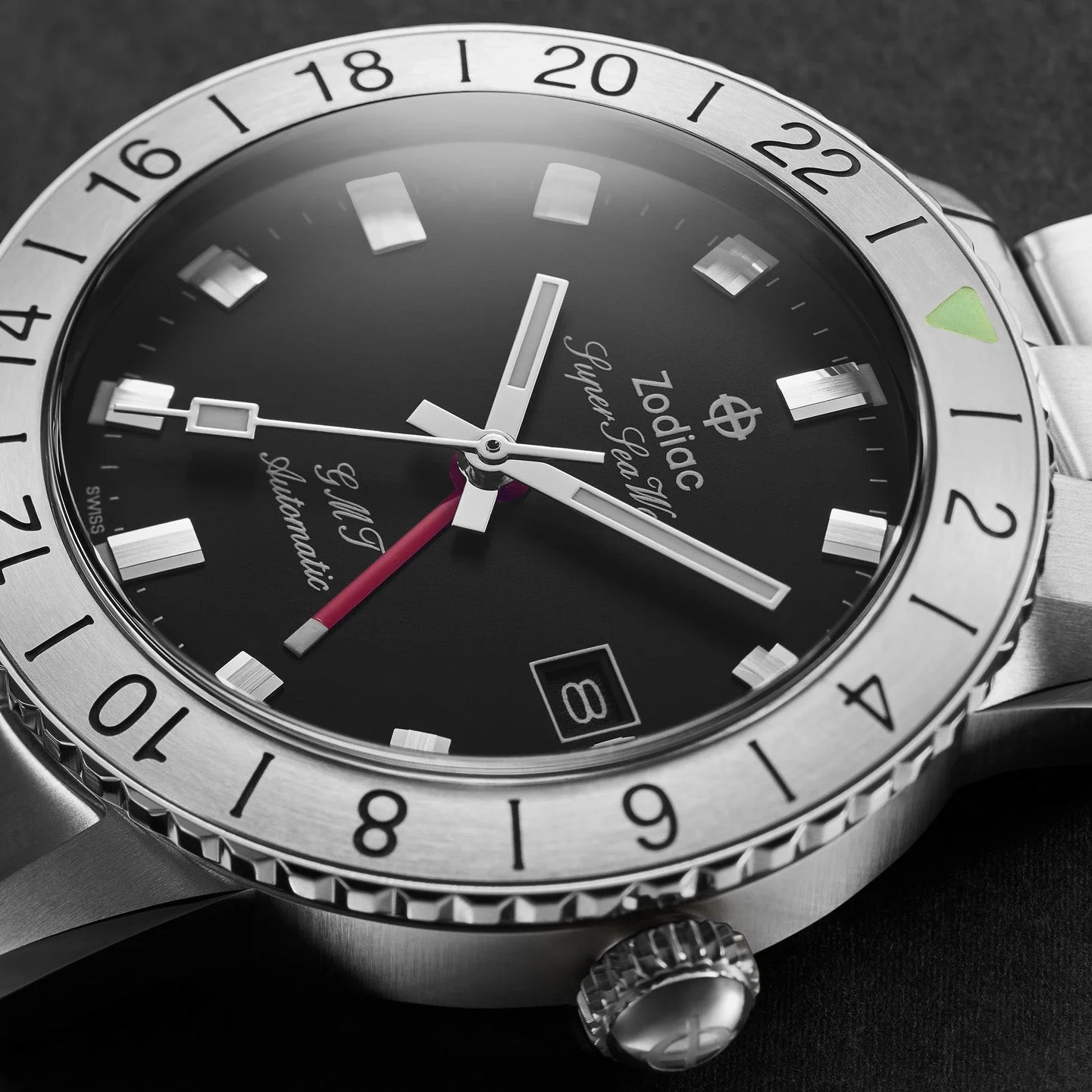 3015-zodiac-zo9405-super-sea-wolf-gmt-automatic-silver-black-9.webp Zodiac ZO9405 Super Sea Wolf GMT Automatic Silver Black