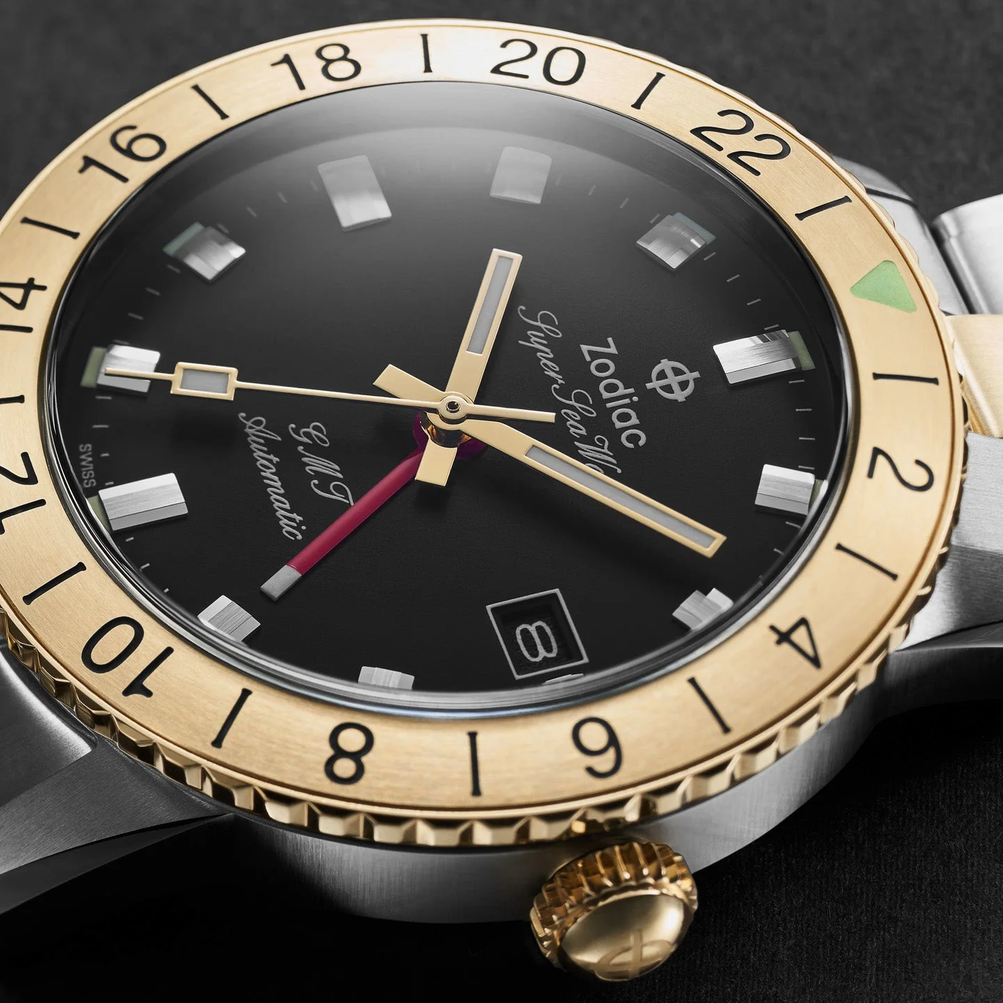 3035-zodiac-zo9406-super-sea-wolf-gmt-automatic-silver-gold-3.webp Zodiac ZO9406 Super Sea Wolf GMT Automatic Silver Gold