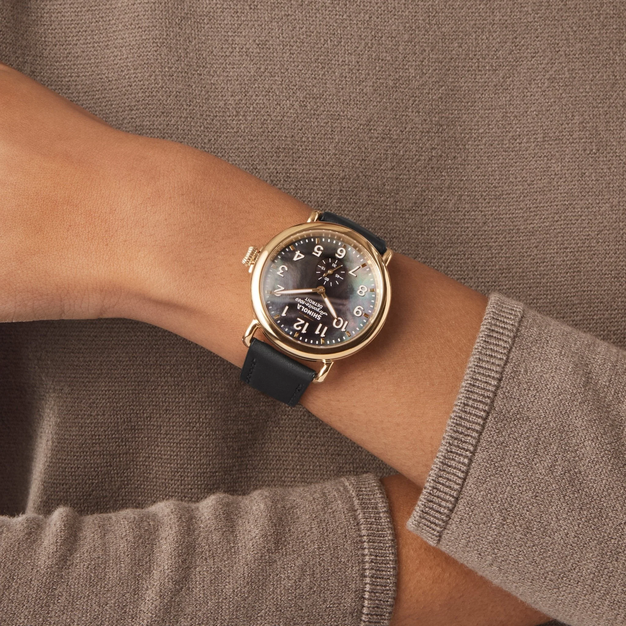 342-shinola-runwell-sub-second-41mm-mother-of-pearl-6.webp Shinola Runwell Sub Second 41mm Mother of Pearl