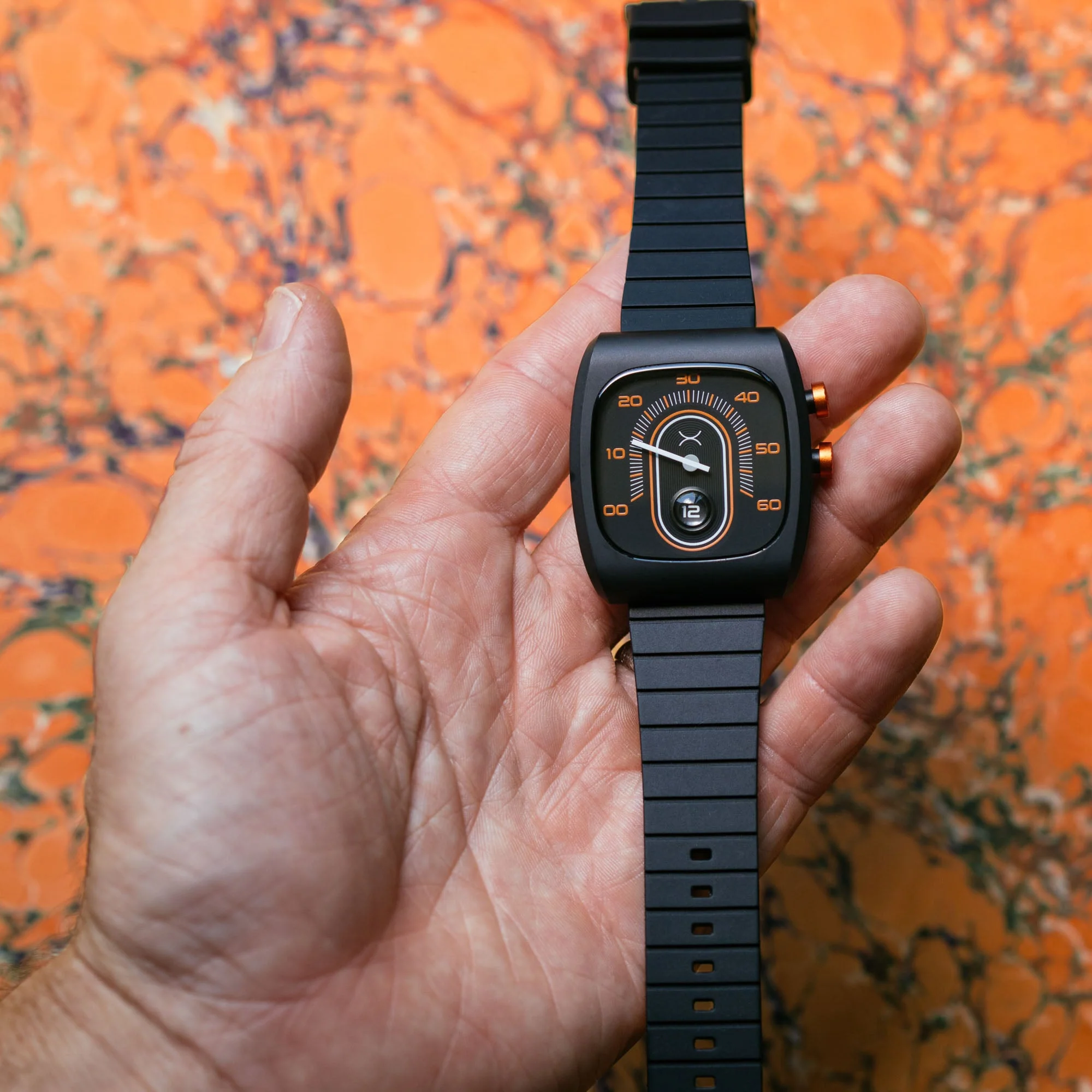 Xeric Retroscope Jump Hour Black Orange