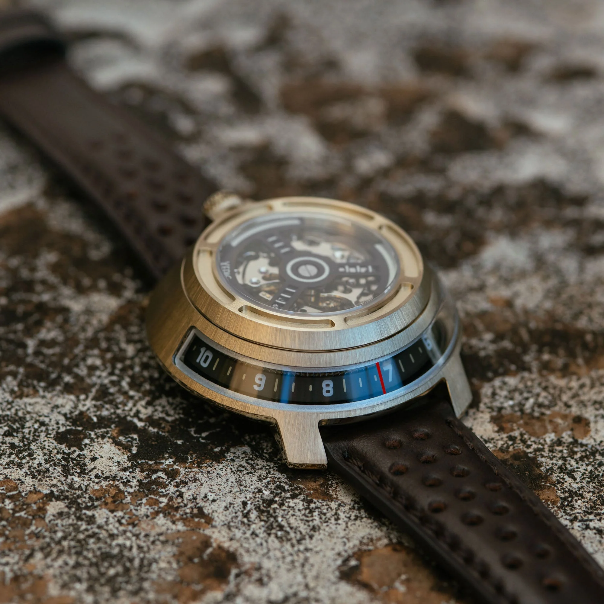 377-xeric-invertor-ii-automatic-khaki-coffee-9.webp Xeric Invertor II Automatic Khaki Coffee
