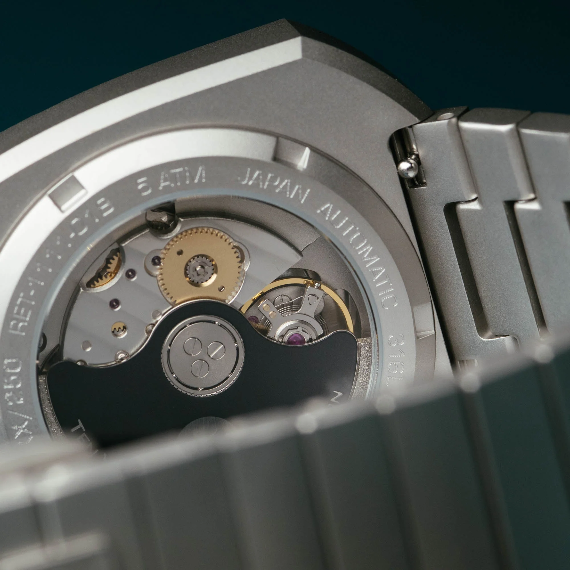 Xeric Retronaut Automatic Wandering Hour Matte Steel Blue