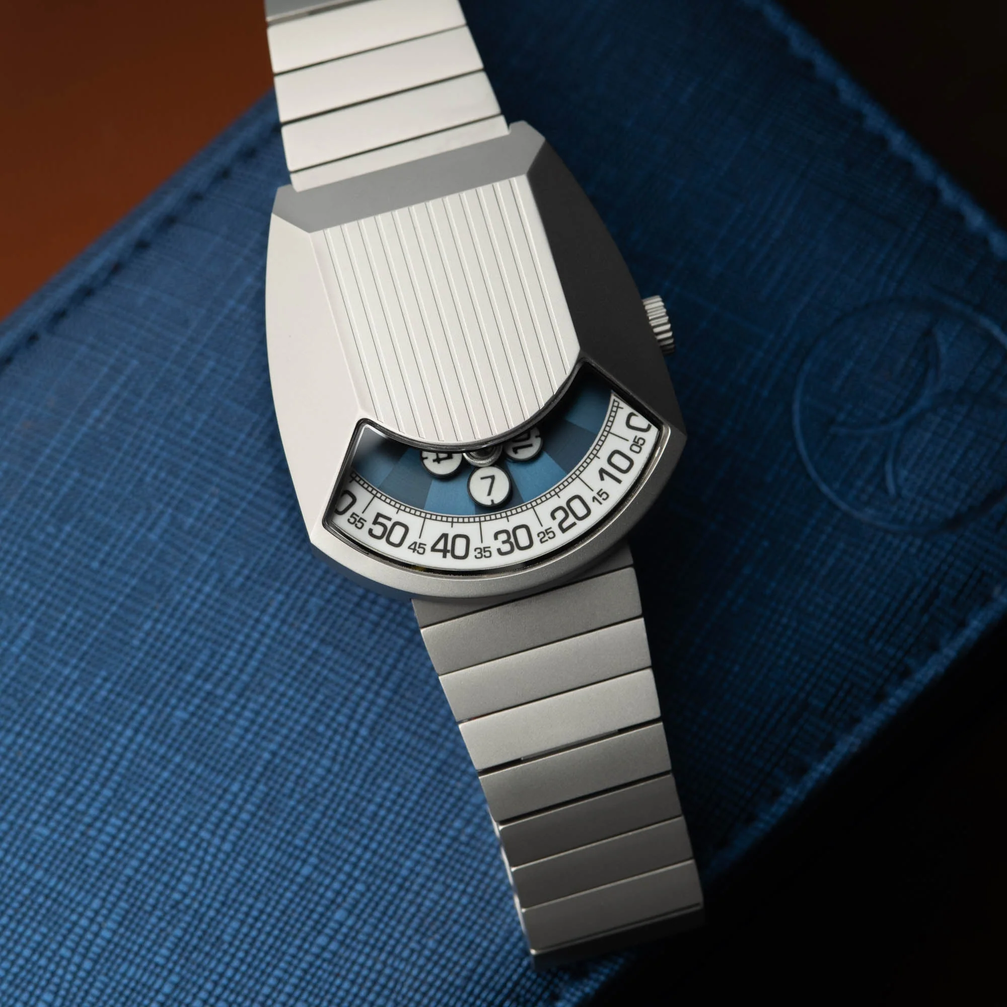 Xeric Retronaut Automatic Wandering Hour Matte Steel Blue