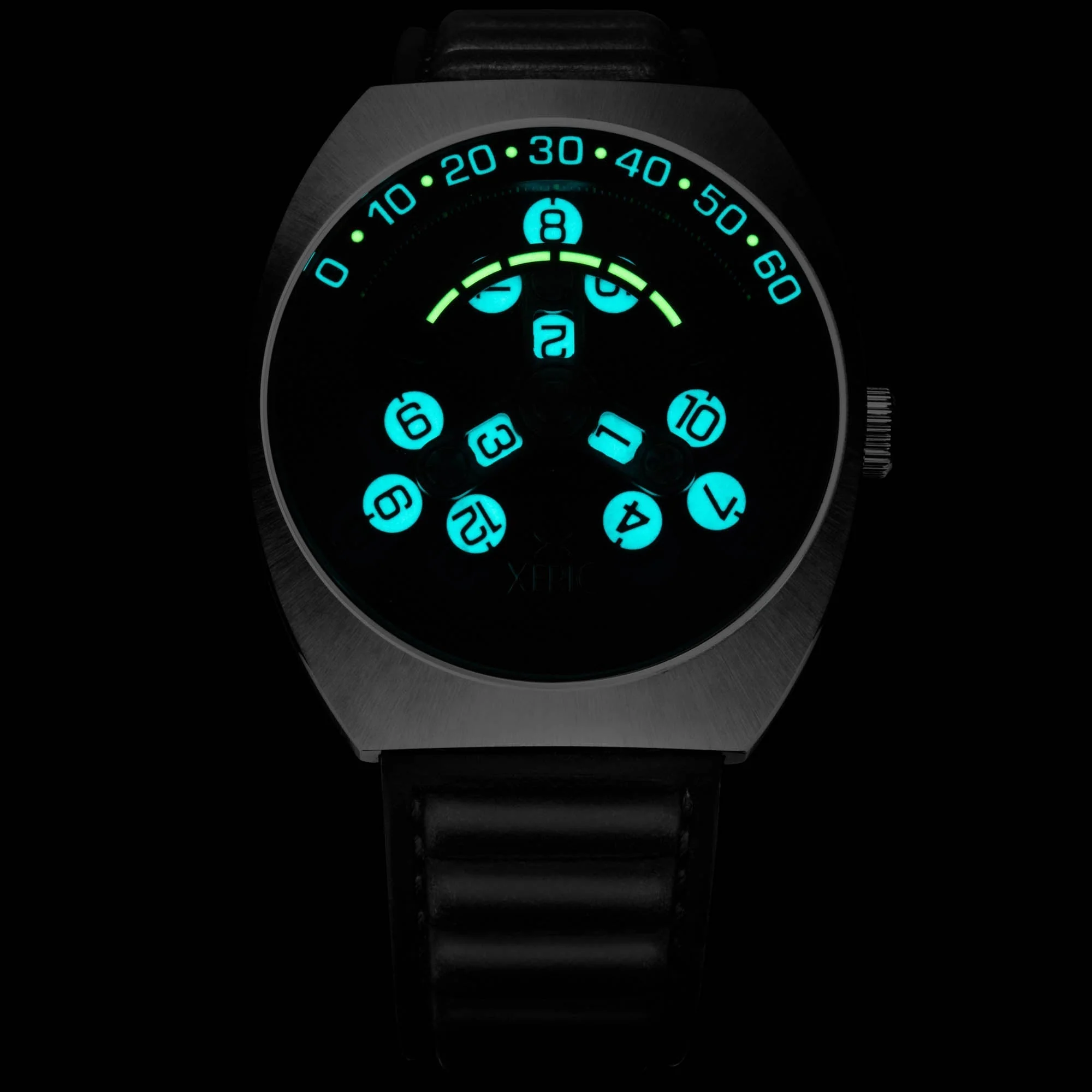 43-xeric-scrambler-automatic-wandering-hour-black-oxblood-2.webp Xeric Scrambler Automatic Wandering Hour Black Oxblood