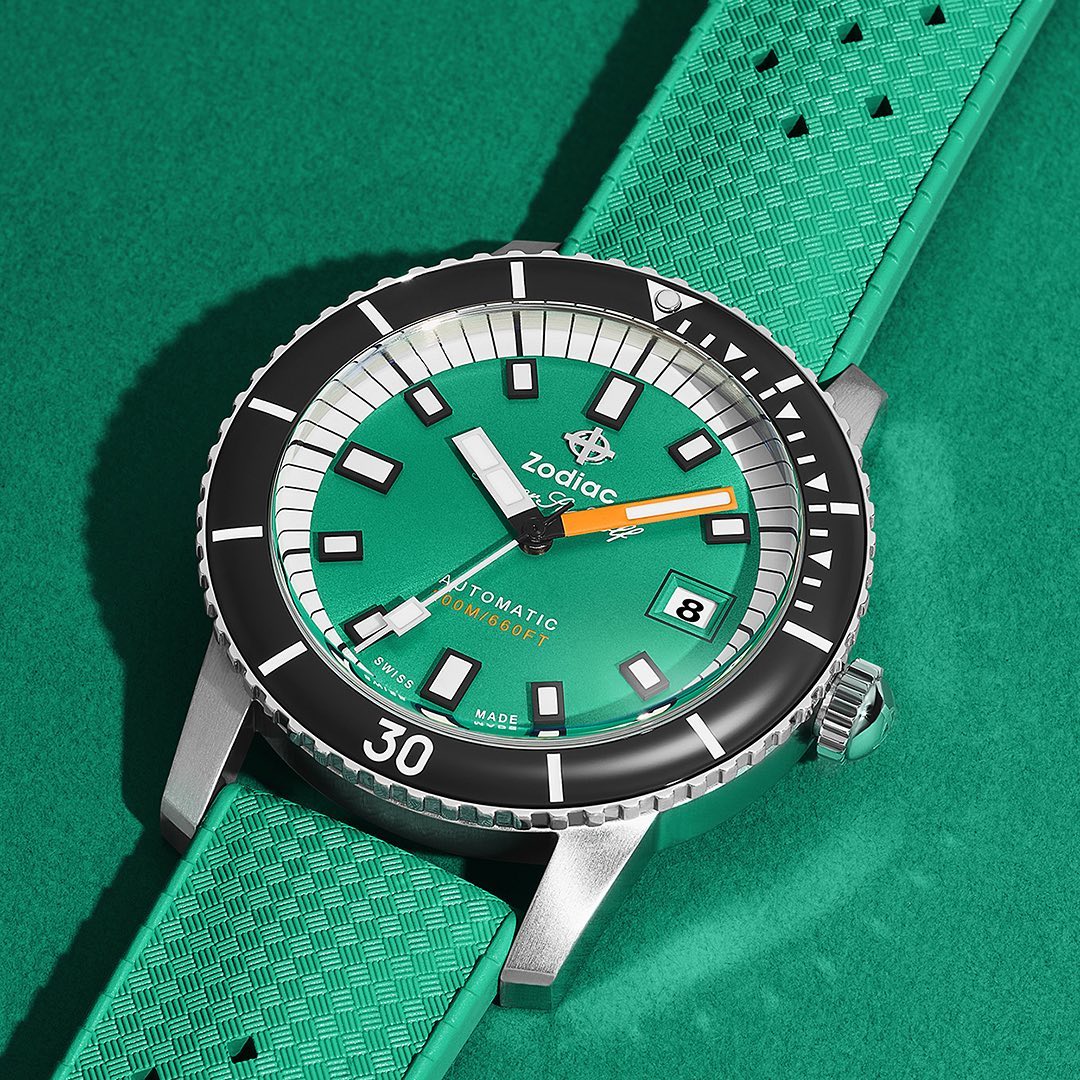 458-zodiac-zo9305-super-sea-wolf-automatic-seafoam-3.jpg Zodiac ZO9305 Super Sea Wolf Automatic Seafoam