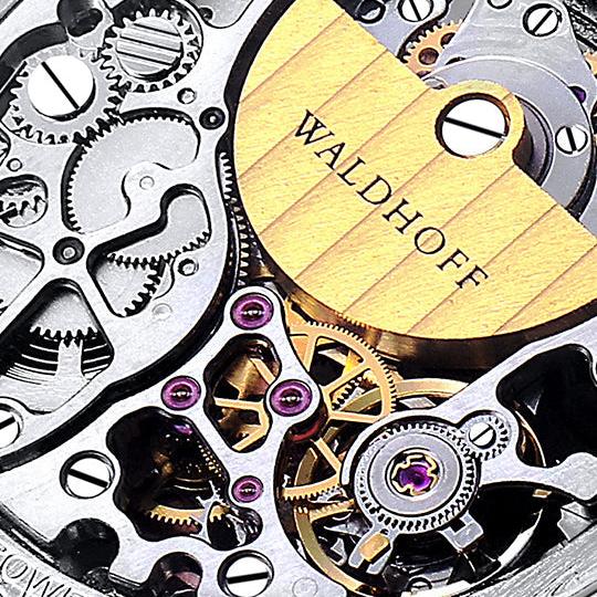 471-manufaktur-waldhoff-pioneer-automatic-royal-blue-8.jpg Manufaktur Waldhoff Pioneer Automatic Royal Blue