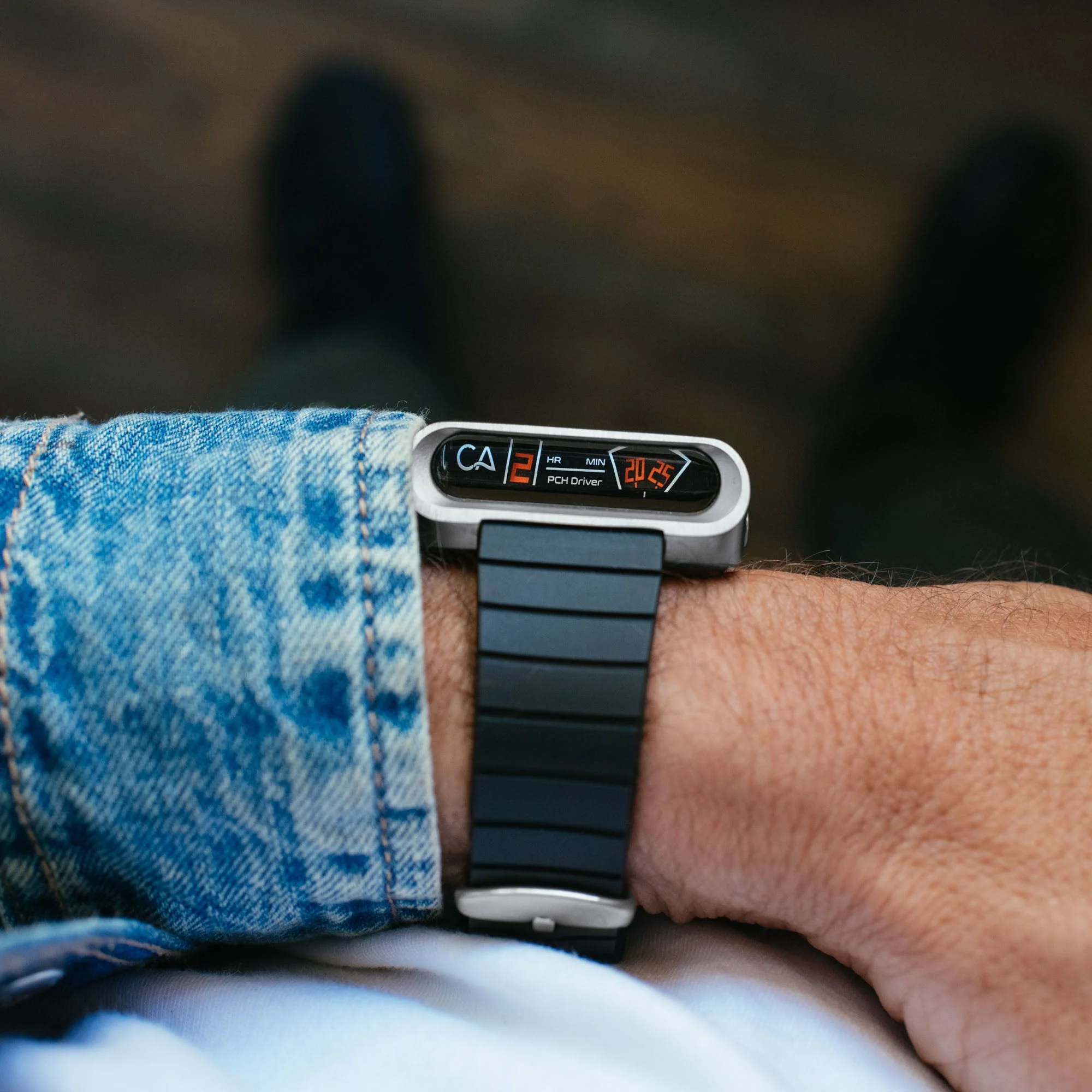 5-ca-pch-driver-jump-hour-brushed-silver-black-2.webp CA PCH Driver Jump Hour Brushed Silver Black