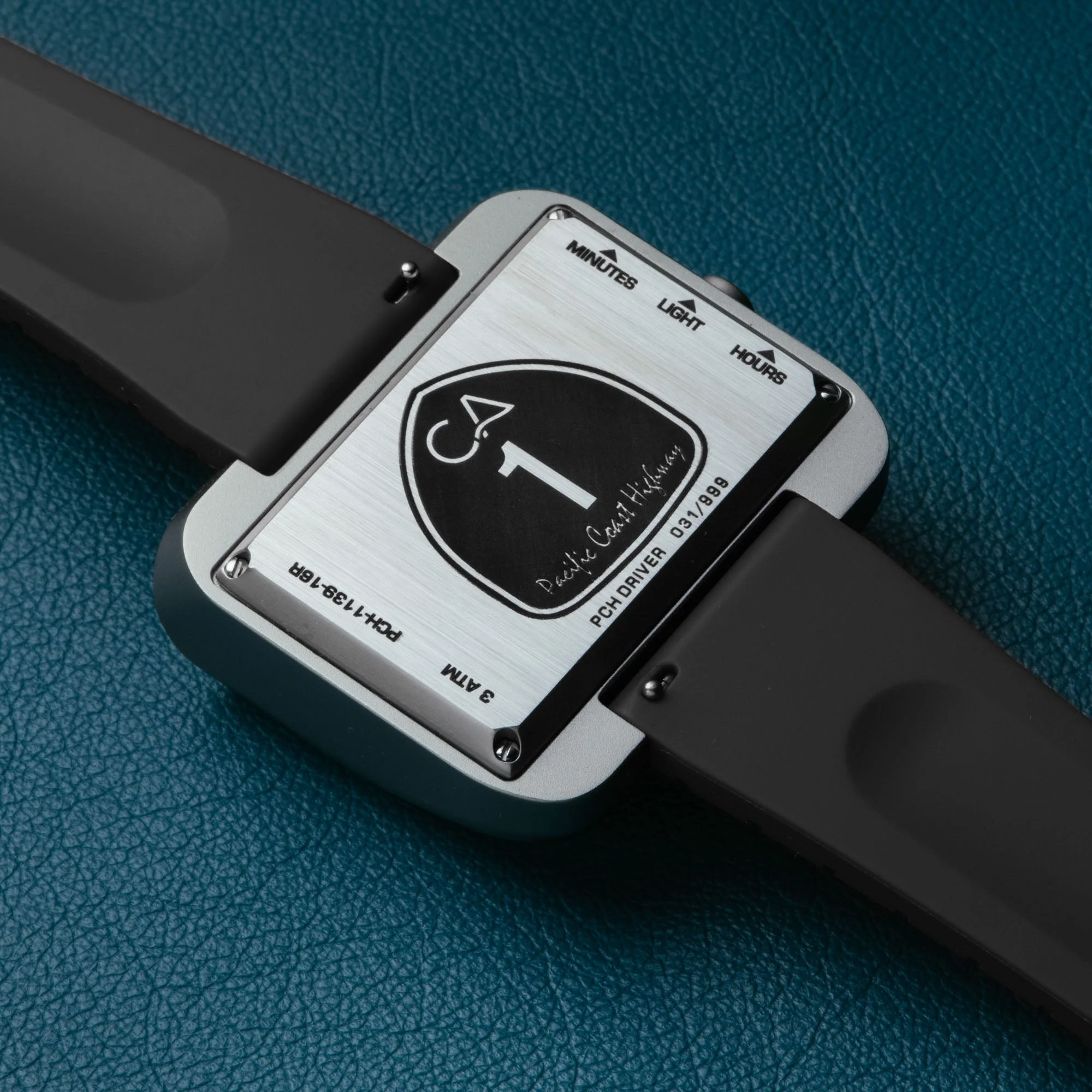 5-ca-pch-driver-jump-hour-brushed-silver-black-7.webp CA PCH Driver Jump Hour Brushed Silver Black