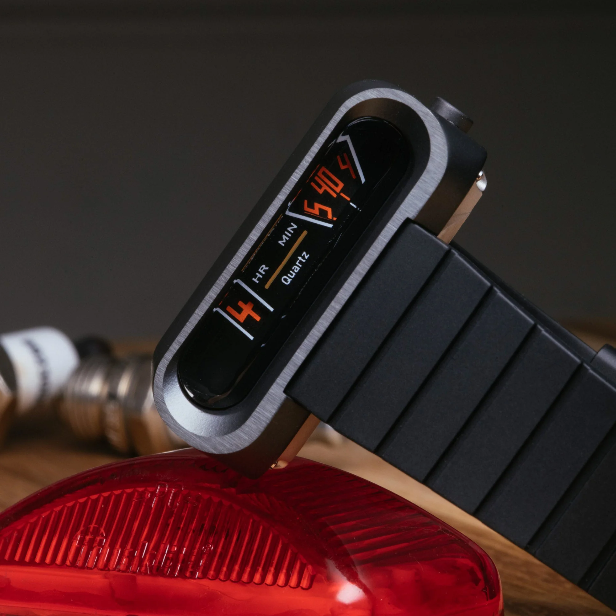 5-ca-pch-driver-jump-hour-brushed-silver-black-8.webp CA PCH Driver Jump Hour Brushed Silver Black