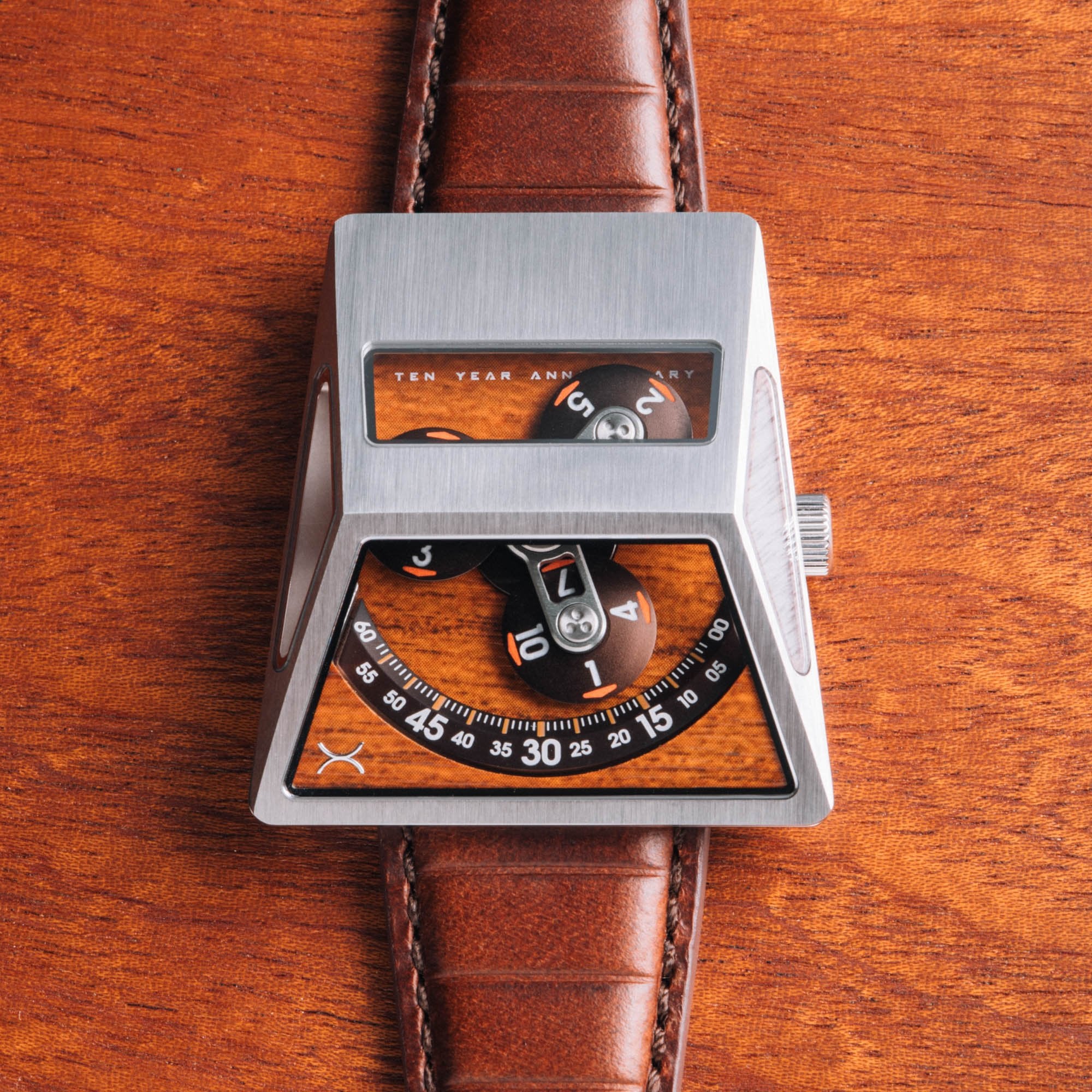 50-xeric-vendetta-x-wandering-hour-automatic-brown-rosewood-5.jpg Xeric Vendetta X Wandering Hour Automatic Brown Rosewood