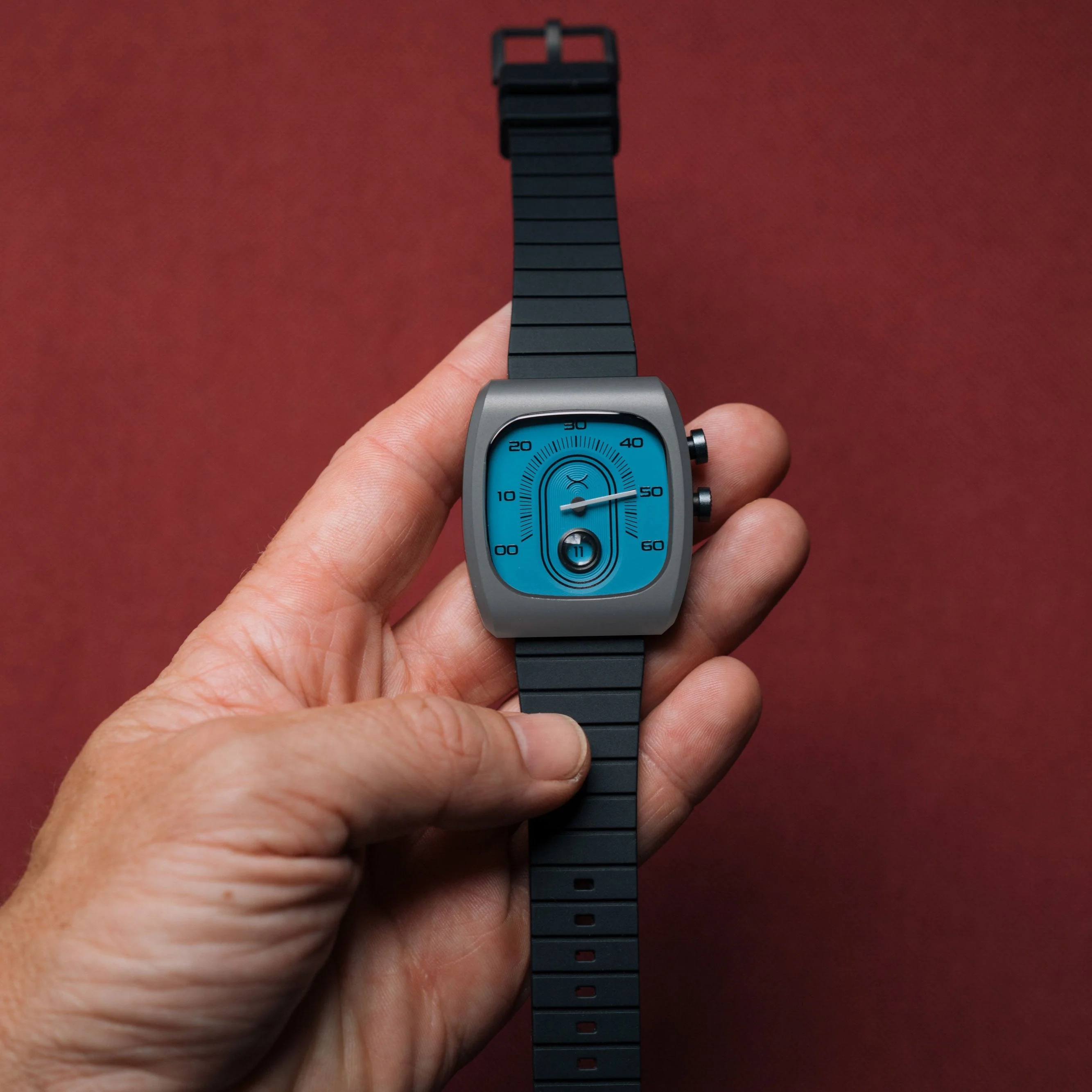 543-xeric-retroscope-jump-hour-slate-blue-4.webp Xeric Retroscope Jump Hour Slate Blue