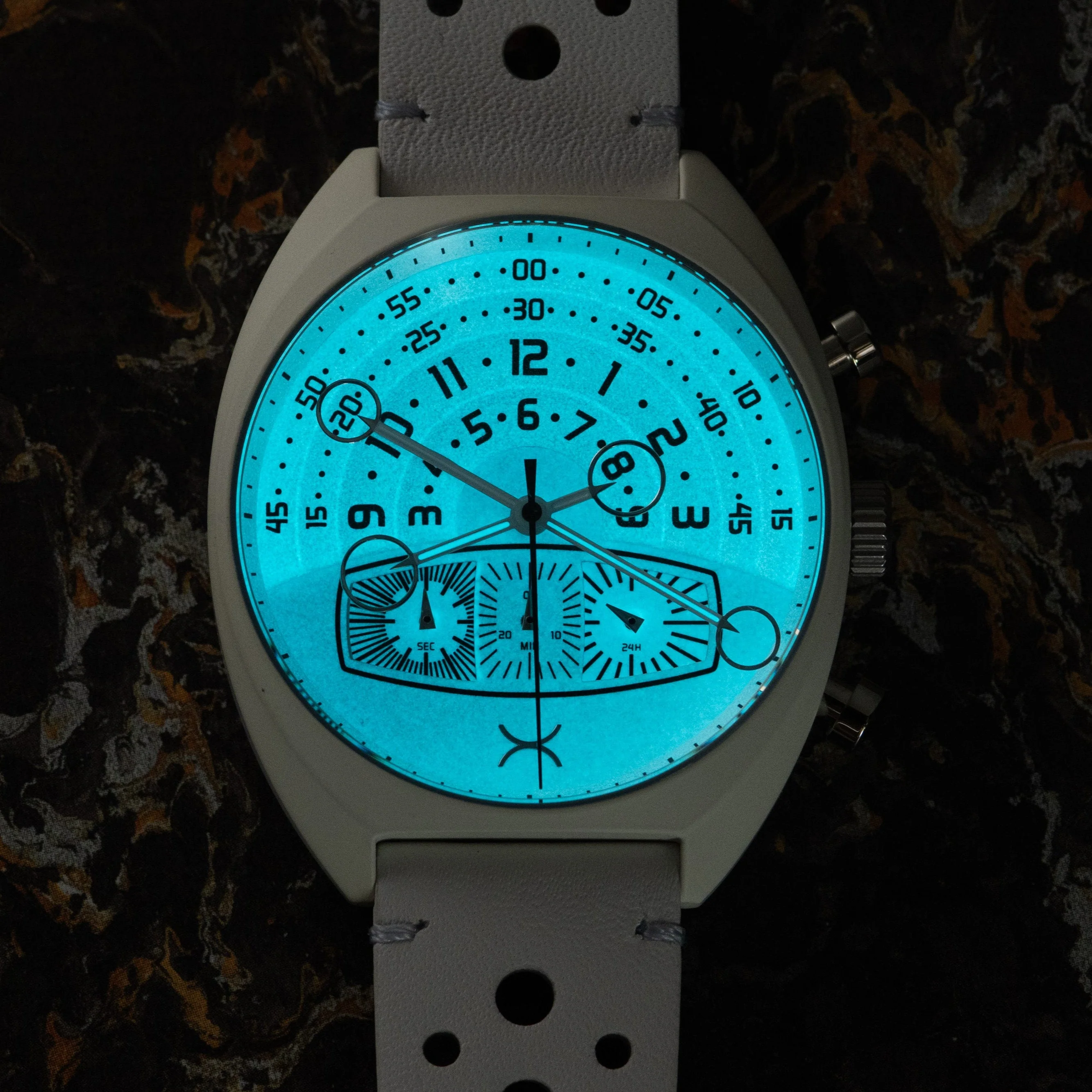 554-xeric-halograph-iii-chrono-whiteout-2.webp Xeric Halograph III Chrono Whiteout