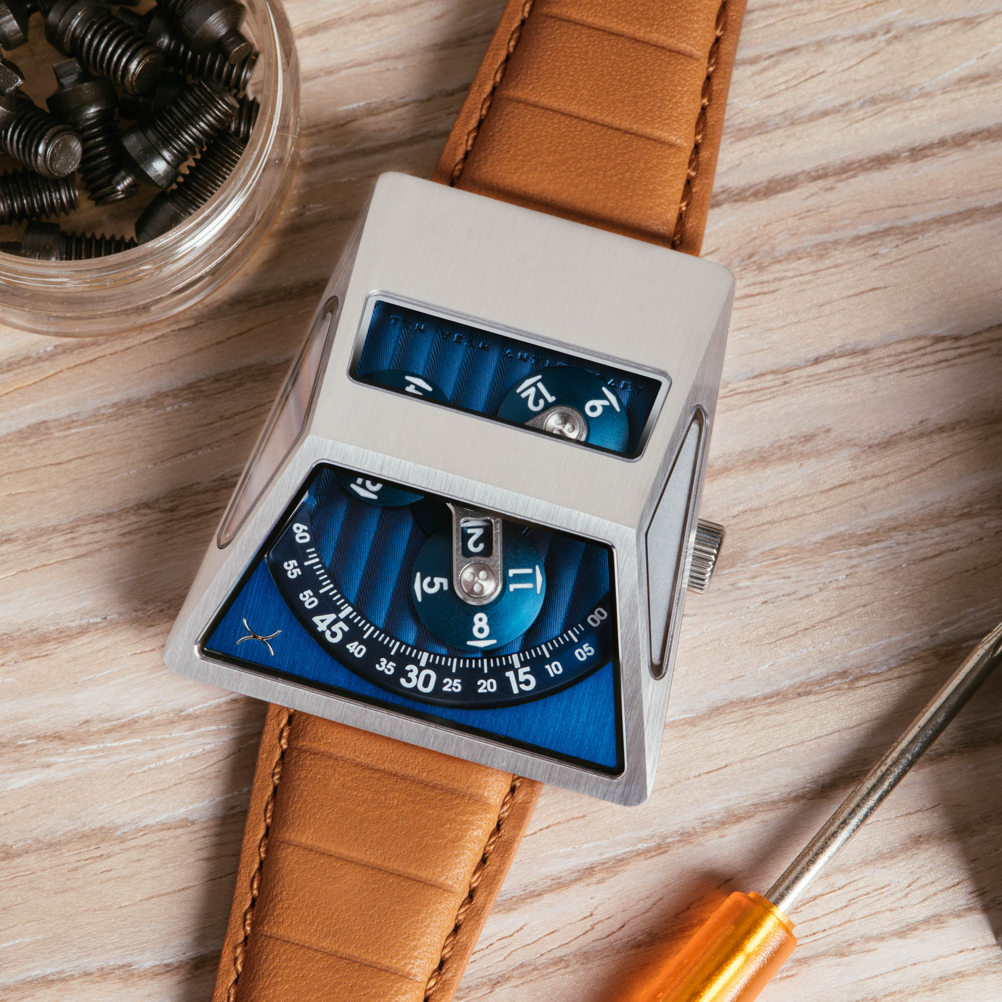 57-xeric-vendetta-x-wandering-hour-automatic-tan-blue-5.jpg Xeric Vendetta X Wandering Hour Automatic Tan Blue