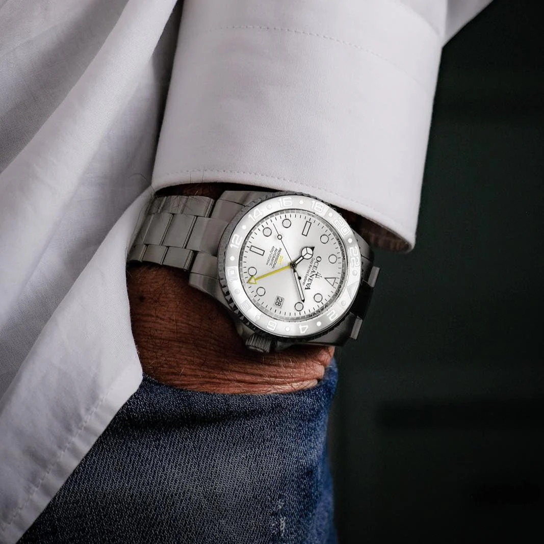 587-oceaneva-titanium-deep-marine-explorer-gmt-1250m-all-white-2.webp Oceaneva Titanium Deep Marine Explorer GMT 1250M All White