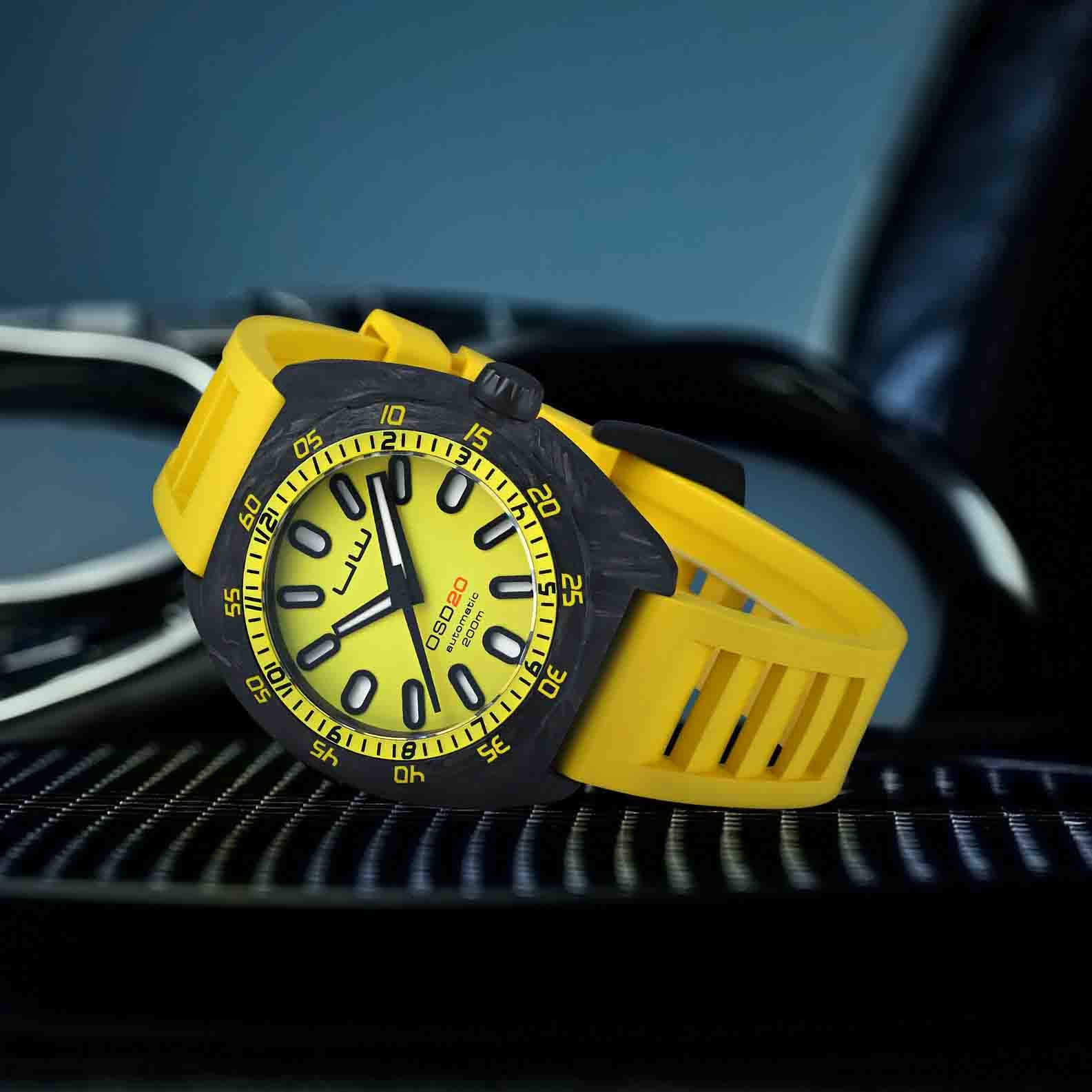 OVD UW SharkX Automatic Carbon Fiber Hammerhead