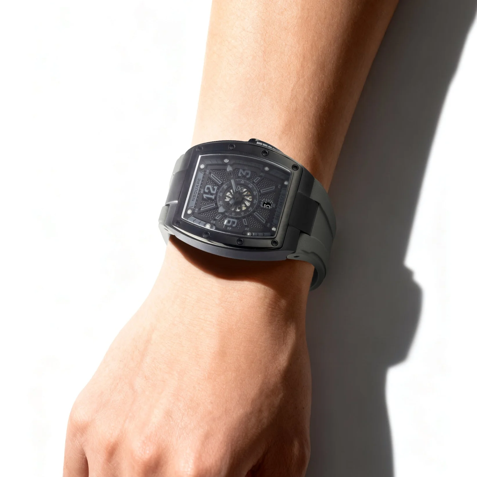 753-nsquare-gale-chaser-automatic-n47.1-black-gray-6.webp NSQUARE Gale Chaser Automatic N47.1 Black Gray