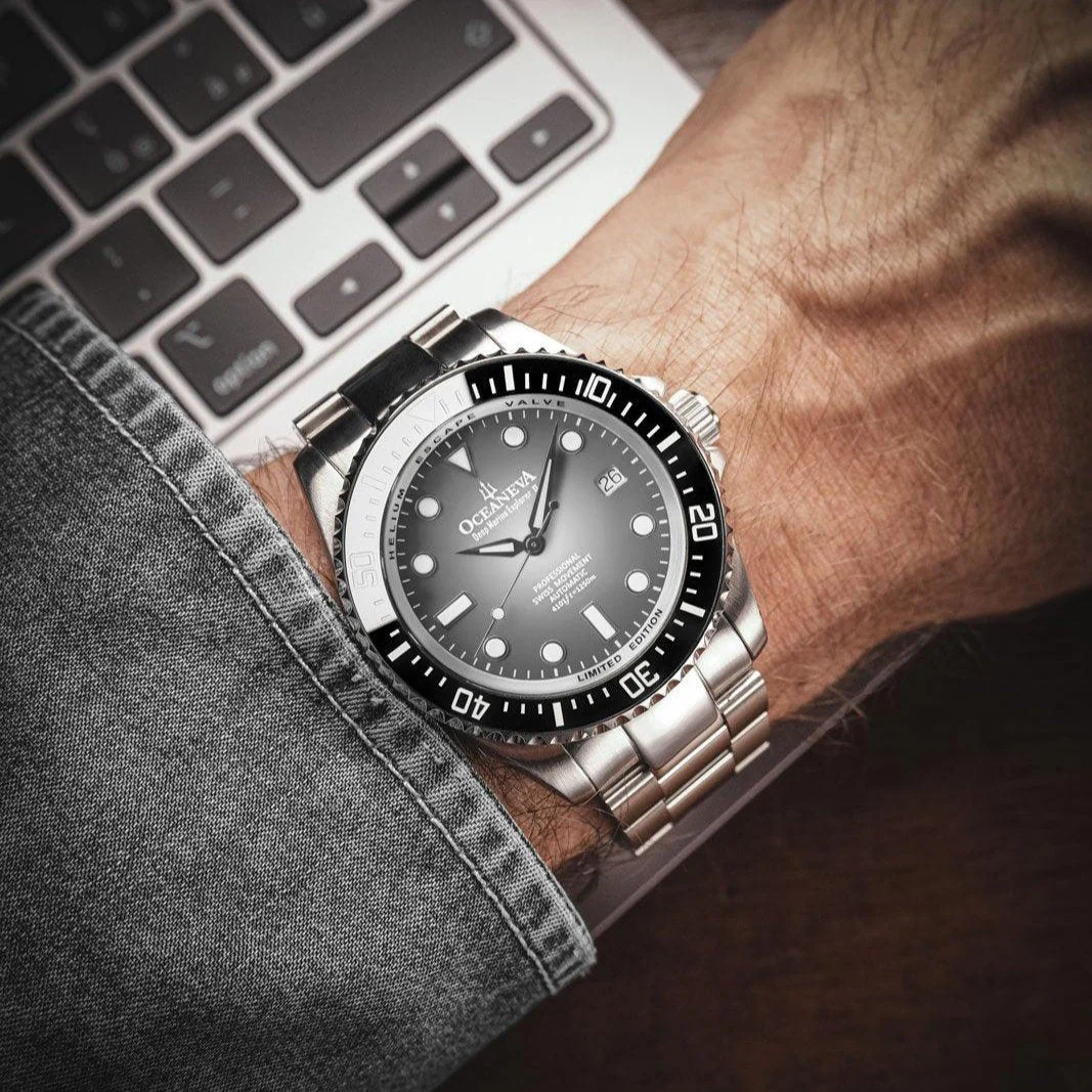812-oceaneva-deep-marine-explorer-ii-automatic-1250m-pro-diver-gray-fade-limited-edition-2.webp Oceaneva Deep Marine Explorer II Automatic 1250M Pro Diver Gray Fade Limited Edition