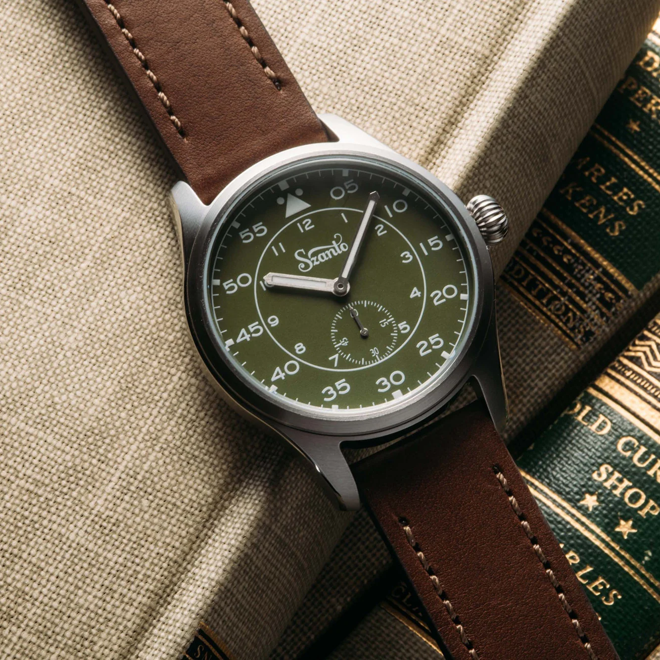 934-szanto-heritage-aviator-small-seconds-2755-8.webp Szanto Heritage Aviator Small Seconds 2755