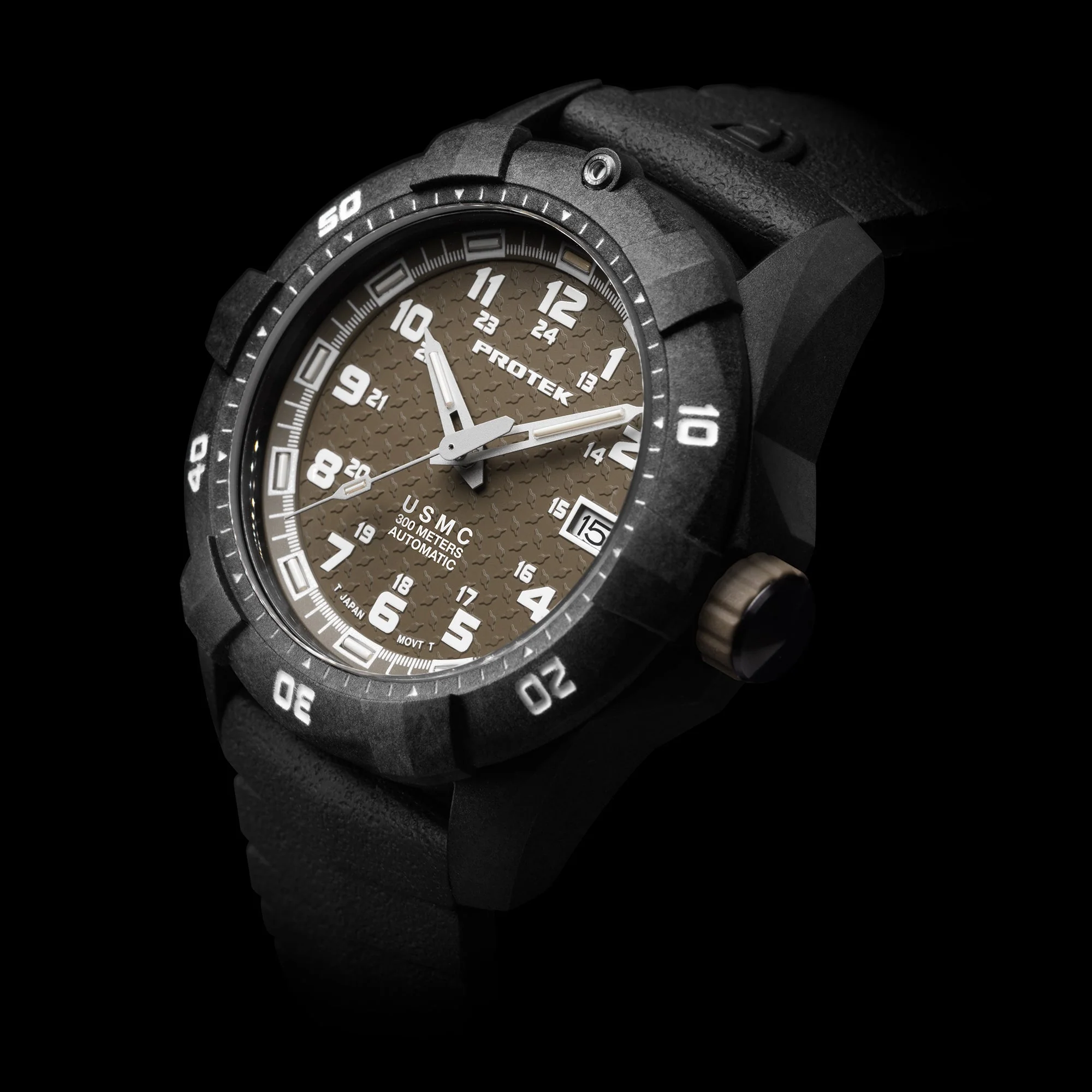 975-protek-carbon-usmc-dive-1216-automatic-tan-3.webp ProTek Carbon USMC Dive 1216 Automatic Tan